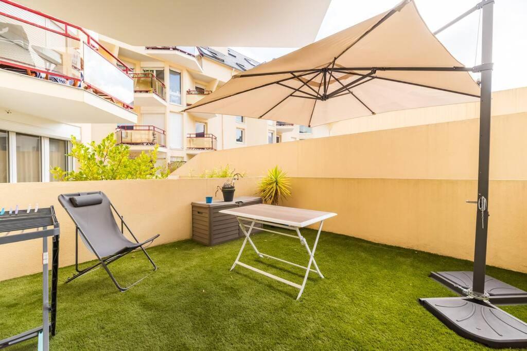 Appartement Avec Terrasse, Trestraou Perros-Guirec Eksteriør billede